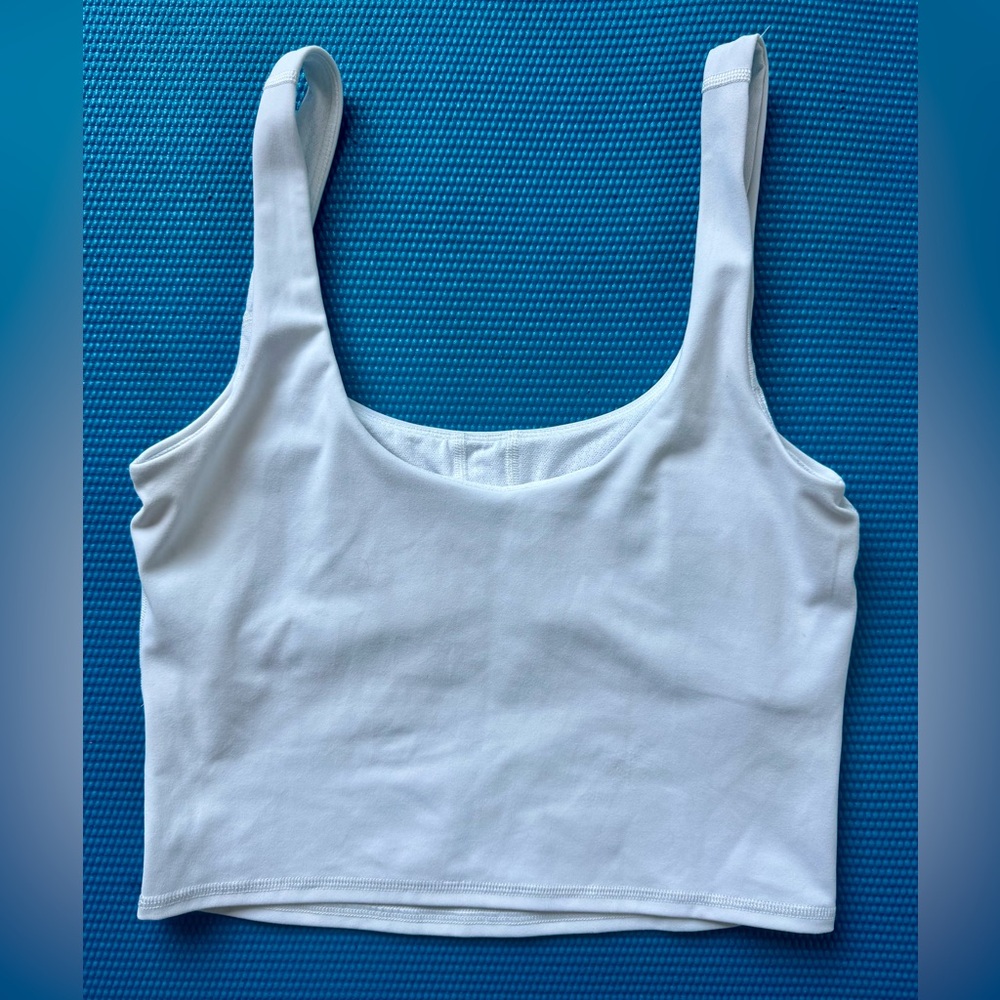 Vuori Womens Daily Crop Tank - Picture 5 of 5